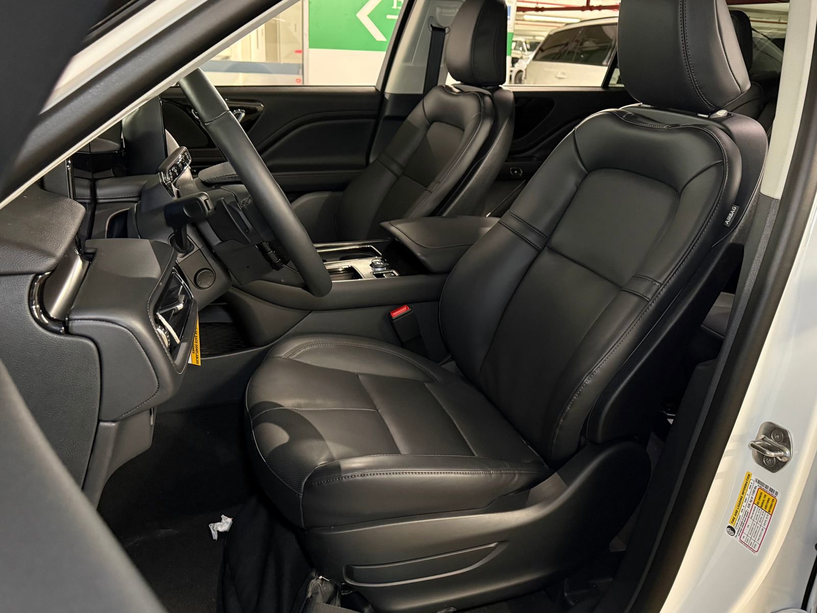 New 2026 Lincoln Aviator AWD image 23