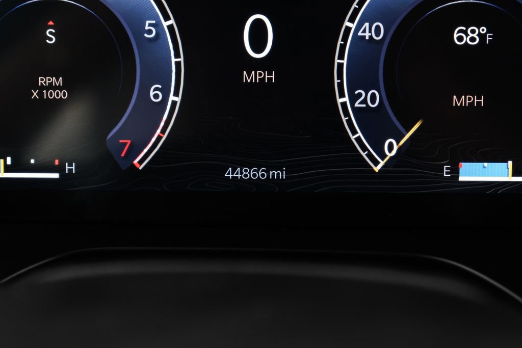 Used 2022 Jeep Grand Cherokee L Limited RWD image 3
