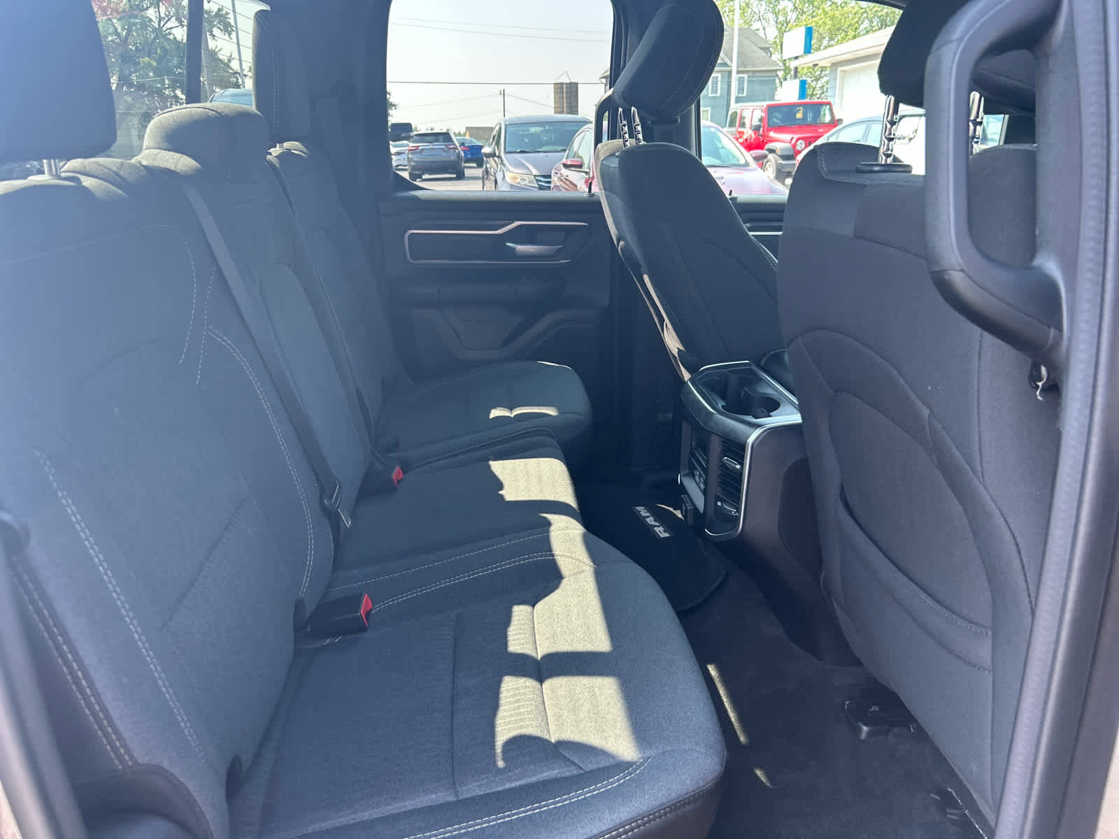 Used 2022 RAM 1500 Big Horn AWD/4WD image 24