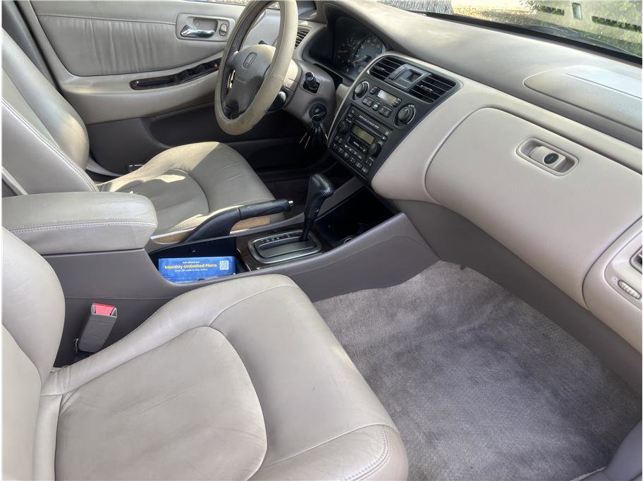Used 2001 Honda Accord EX image 8