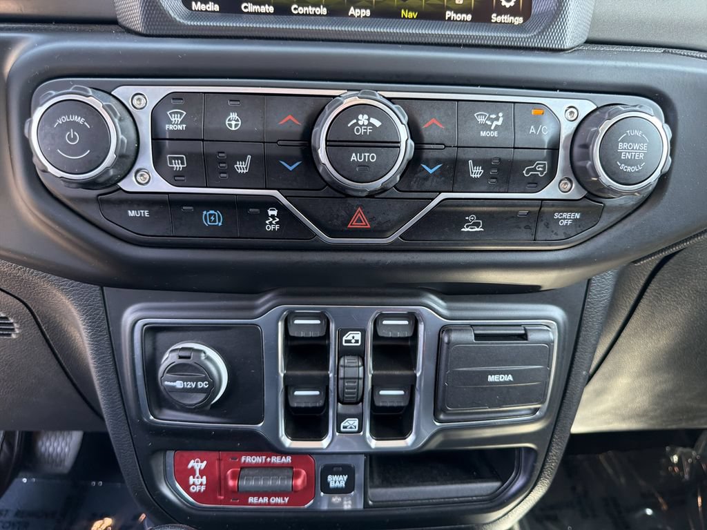 Used 2023 Jeep Wrangler Unlimited Rubicon 4xe w/ Cold Weather Group AWD/4WD image 12