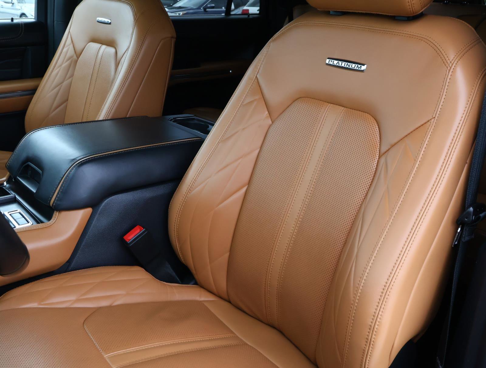 Used 2022 Ford Expedition Max Platinum image 16