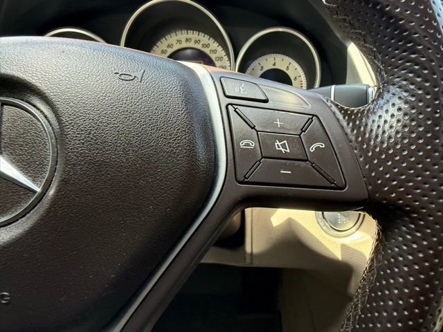 Used 2014 Mercedes-Benz E 350 Sedan image 23