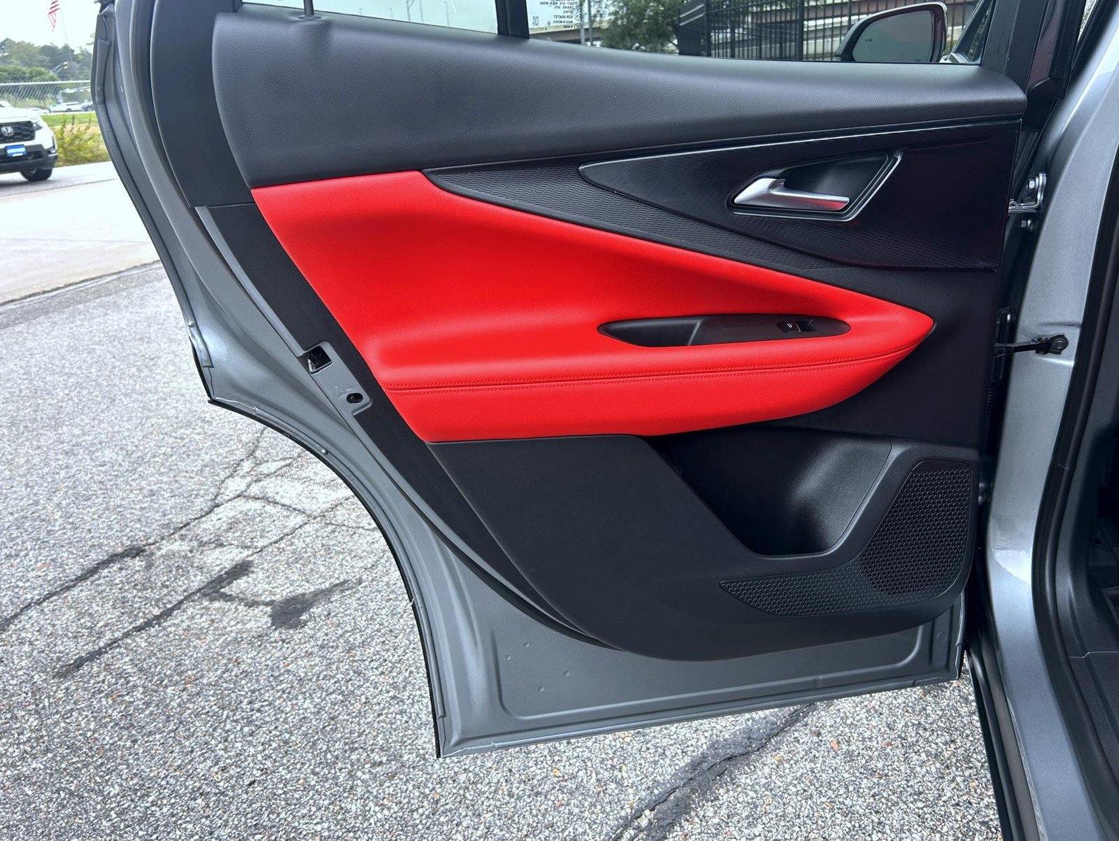 Certified 2025 Chevrolet Blazer EV RS AWD/4WD image 18