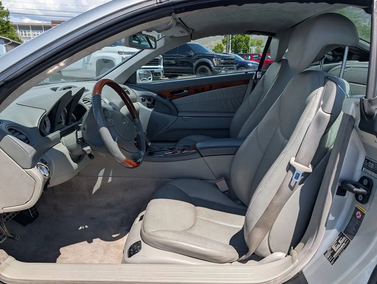 Used 2004 Mercedes-Benz SL 600 image 13