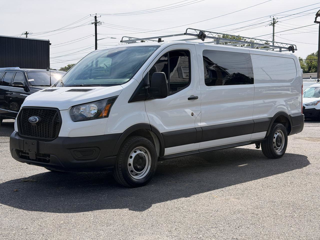 Used 2022 Ford Transit 150 Low Roof RWD image 4