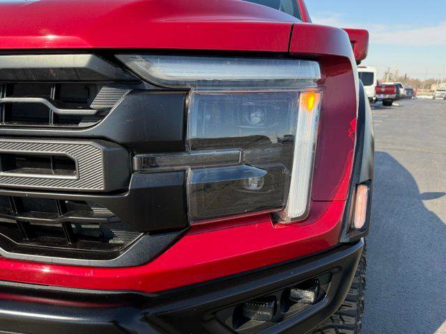 Used 2025 Ford F150 Raptor image 6
