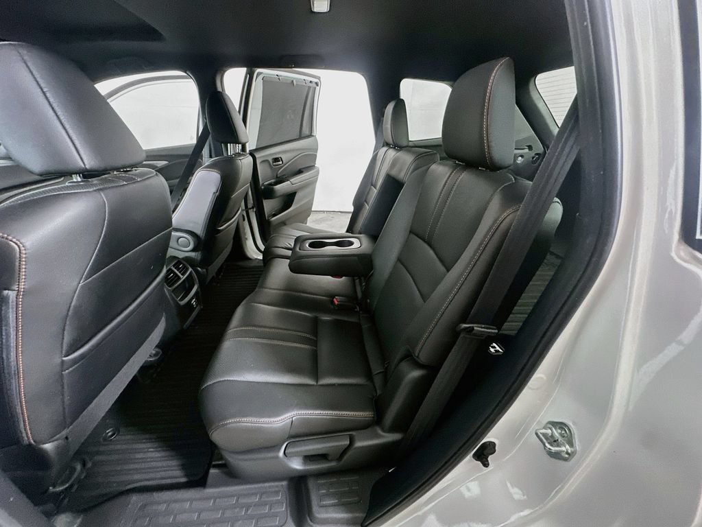 Used 2023 Honda Passport TrailSport image 16