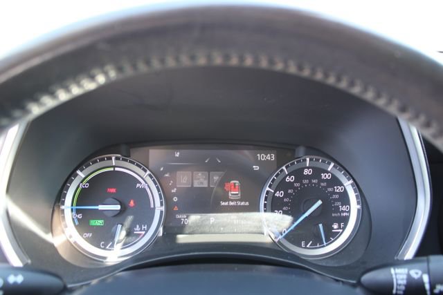 Used 2022 Toyota Highlander XLE AWD/4WD image 24