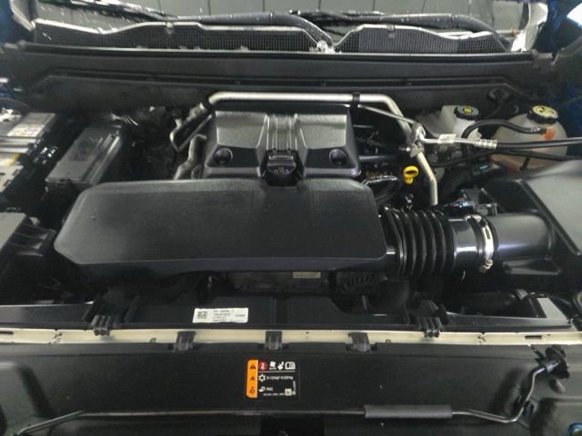 Used 2023 GMC Canyon AT4 w/ AT4 Premium Package image 16