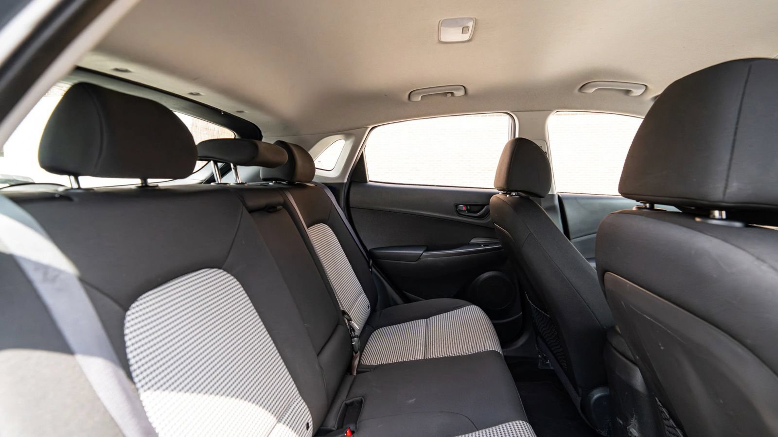 Used 2021 Hyundai Kona SE AWD/4WD image 13