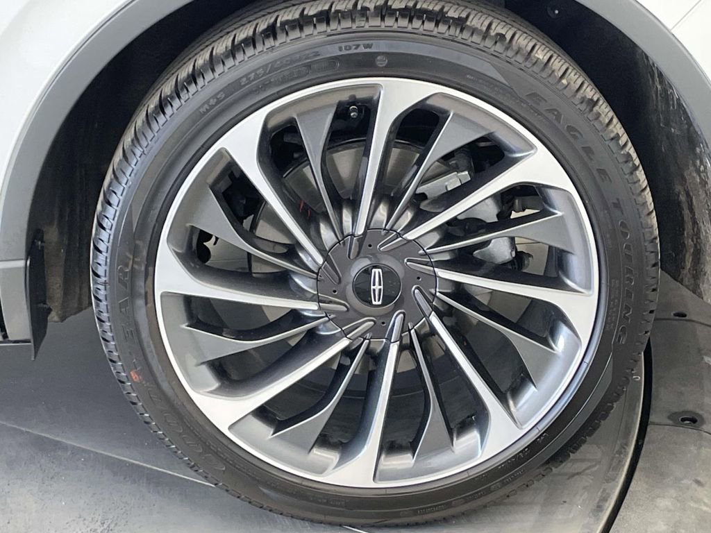 Used 2026 Lincoln Aviator Reserve image 12