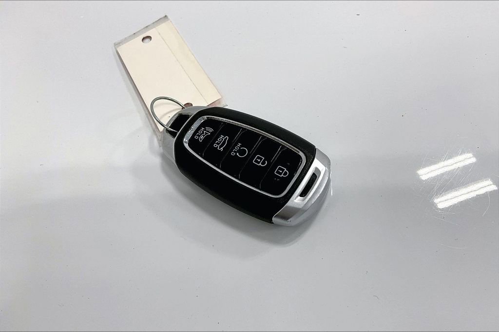 Used 2022 Hyundai Elantra Blue FWD image 13