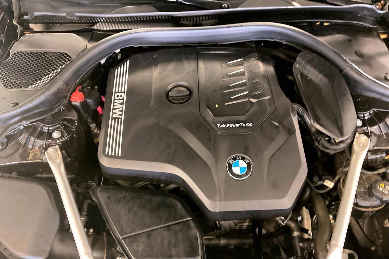 Used 2023 BMW 530i w/ Convenience Package RWD image 29