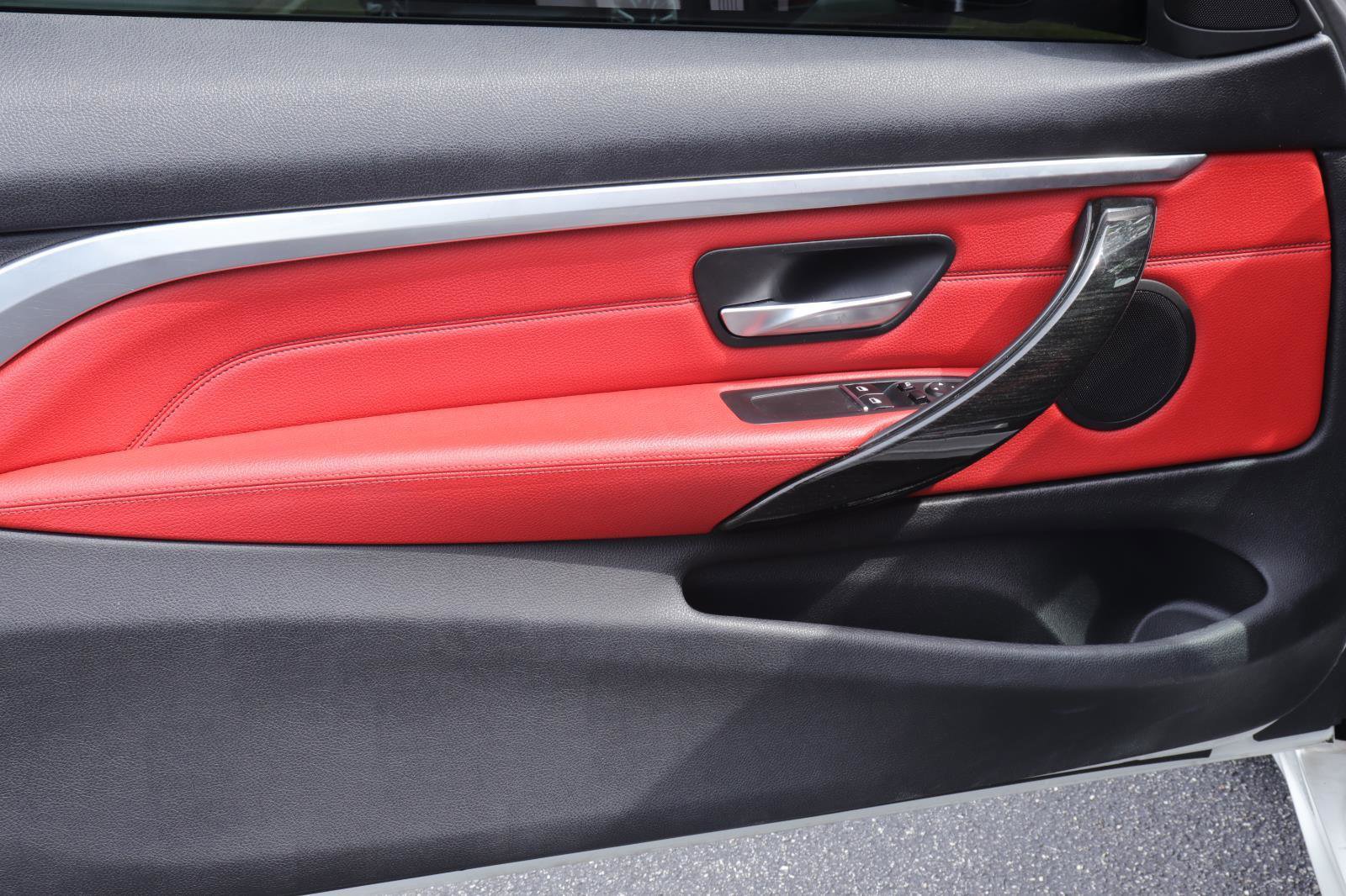 Used 2019 BMW 430i Coupe w/ M Sport Package RWD image 10