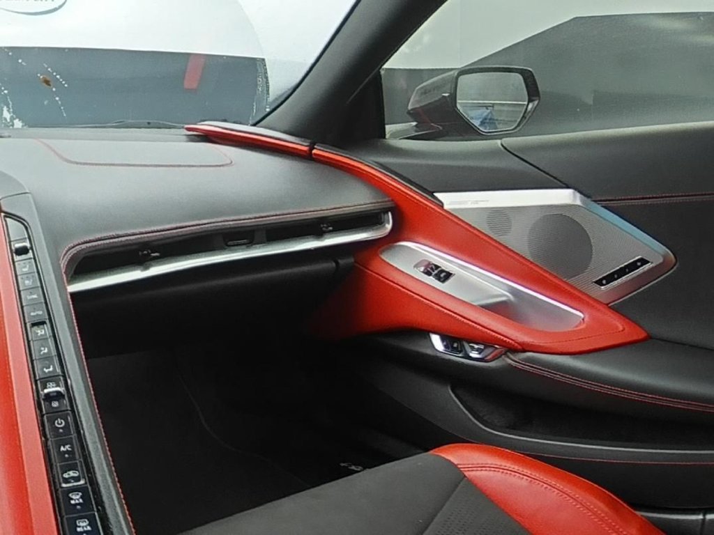 Used 2022 Chevrolet Corvette Stingray Preferred Cpe w/ Z51 Performance Package RWD image 15