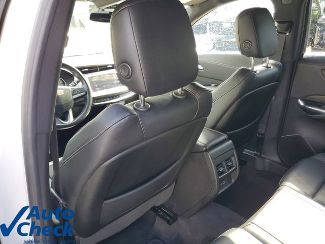 Certified 2023 Cadillac XT4 Sport FWD image 13