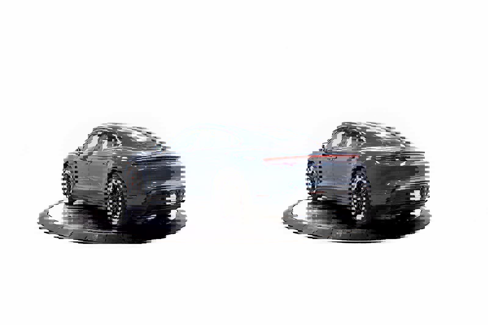 New 2026 Porsche Taycan 4S image 3