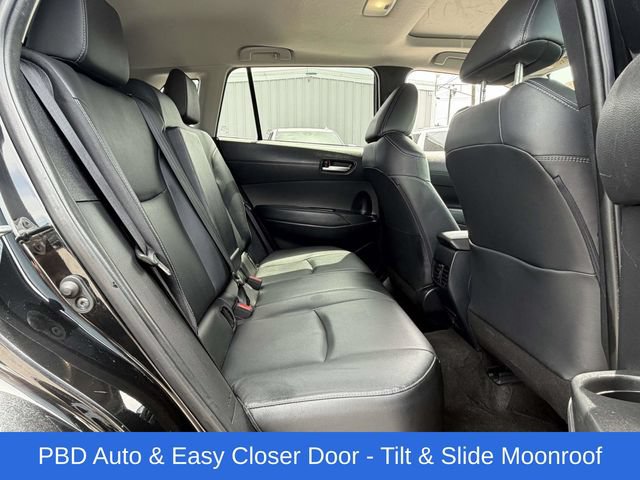 Used 2022 Toyota Corolla Cross XLE w/ Convenience Package AWD/4WD image 10