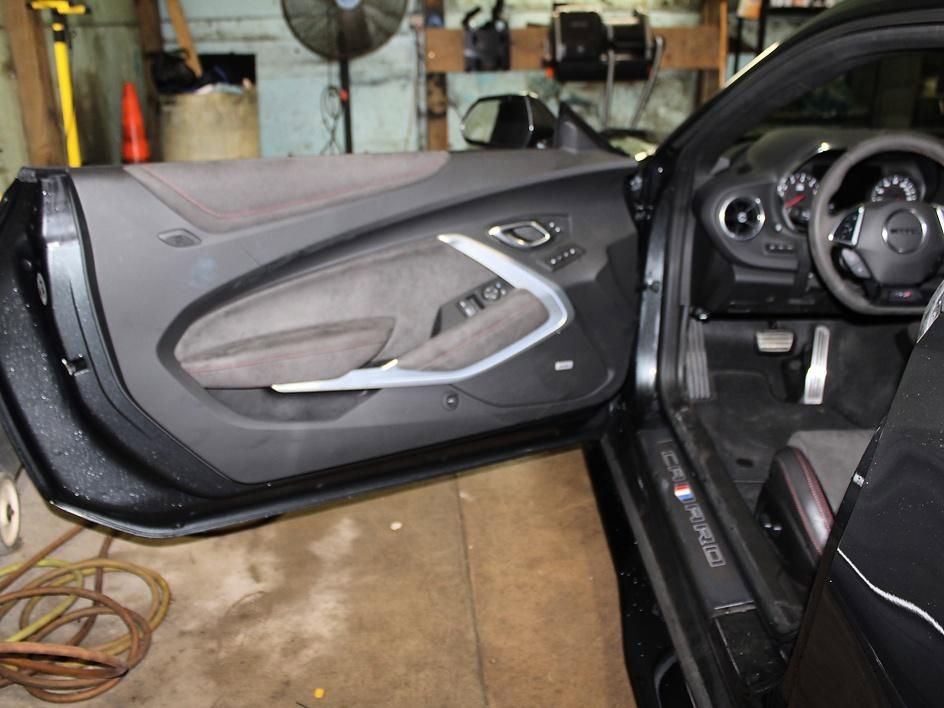 Used 2018 Chevrolet Camaro ZL1 image 14