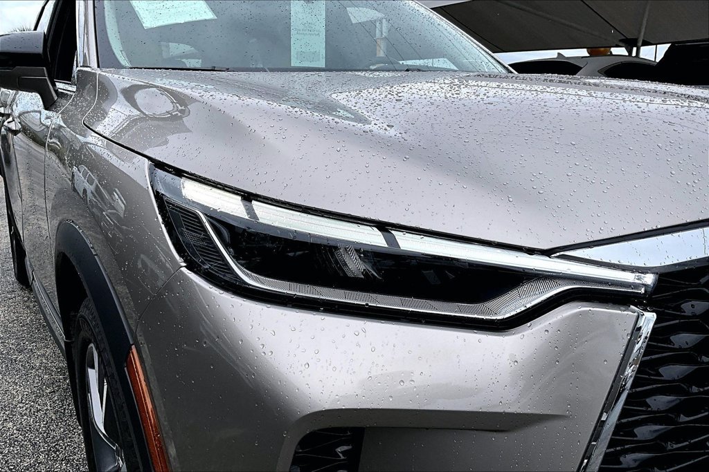 Certified 2025 INFINITI QX60 Luxe FWD image 38