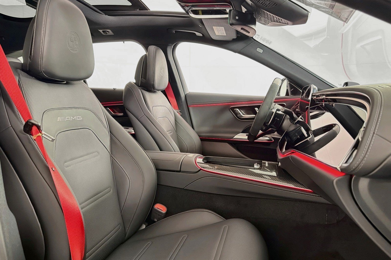 New 2026 Mercedes-Benz E 53 AMG e 4MATIC Wagon image 6
