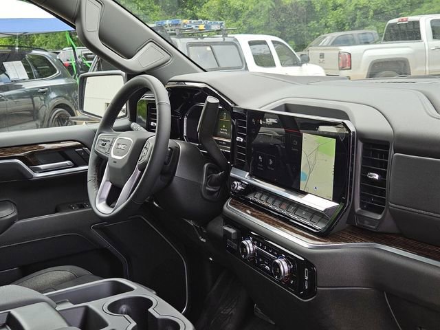 New 2025 GMC Sierra 1500 SLE w/ Preferred Package AWD/4WD image 13