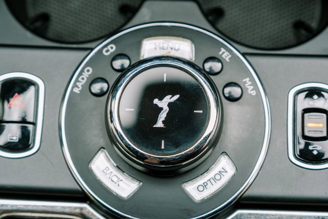 Used 2014 Rolls-Royce Wraith image 14