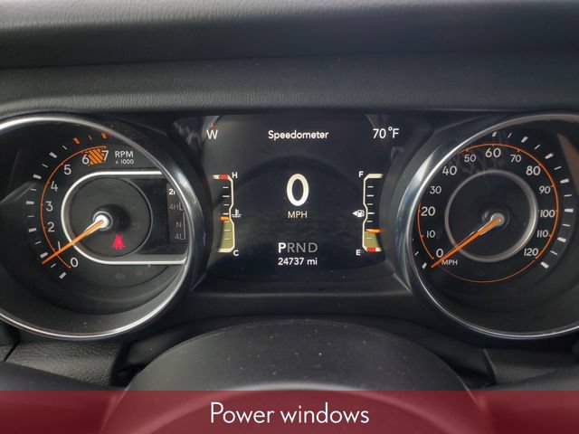 Used 2022 Jeep Wrangler Unlimited Sahara AWD/4WD image 14