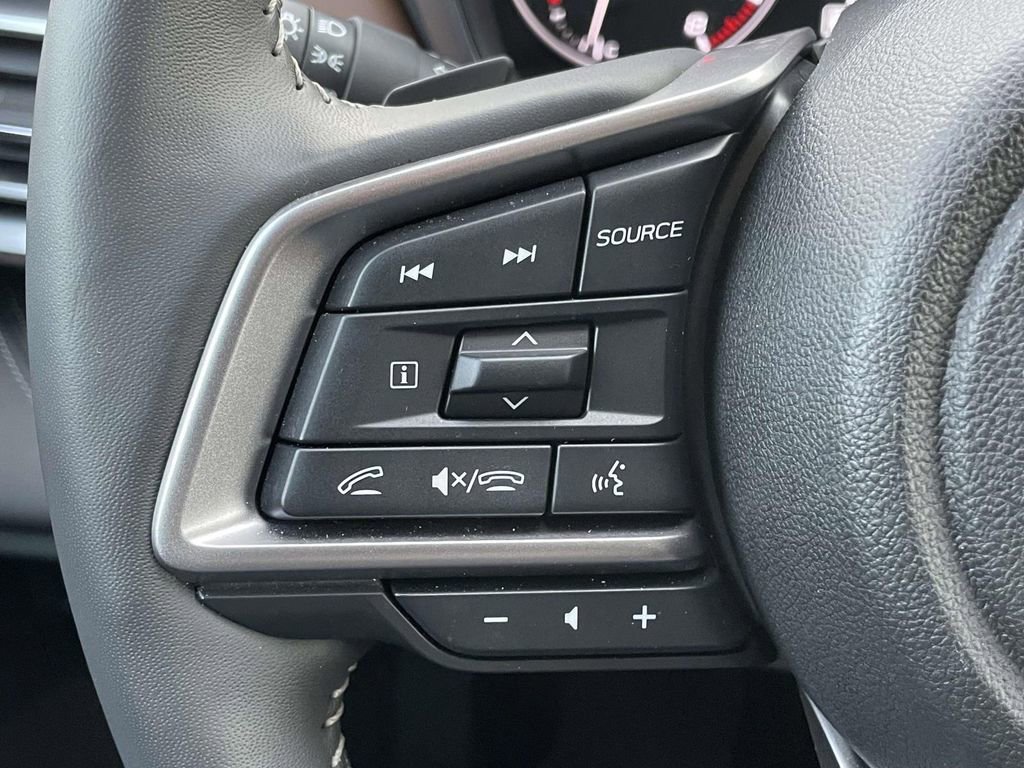 Used 2025 Subaru Outback Touring XT image 10