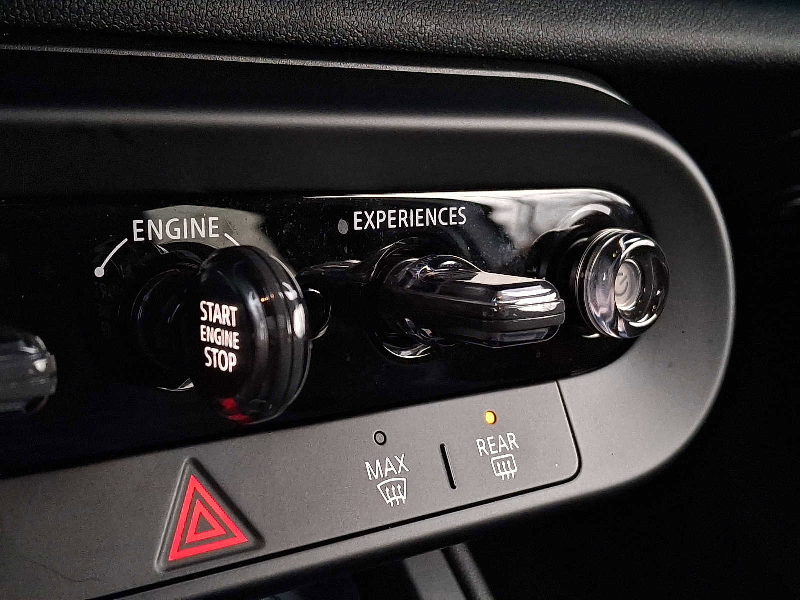 Certified 2025 MINI Cooper Countryman S w/ Comfort Package Max image 23