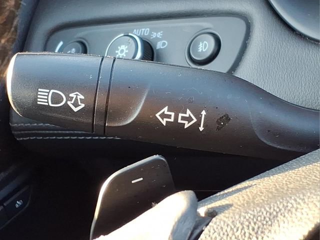 Used 2018 Buick LaCrosse Essence w/ Sights and Sounds Package image 23