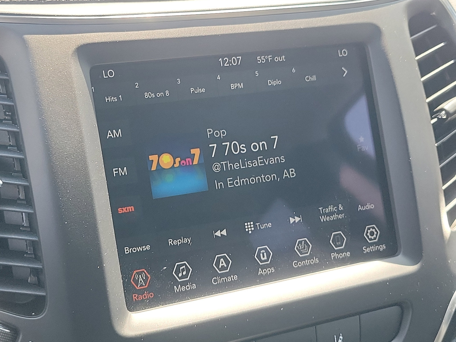 Used 2022 Jeep Cherokee Latitude Lux image 16