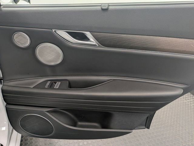 Used 2023 Genesis Electrified G80 image 26