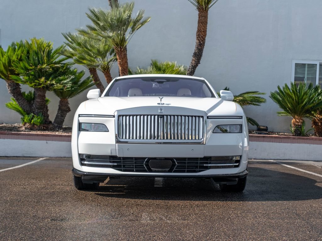 Used 2025 Rolls-Royce Spectre w/ Spectre Launch Package AWD/4WD image 5
