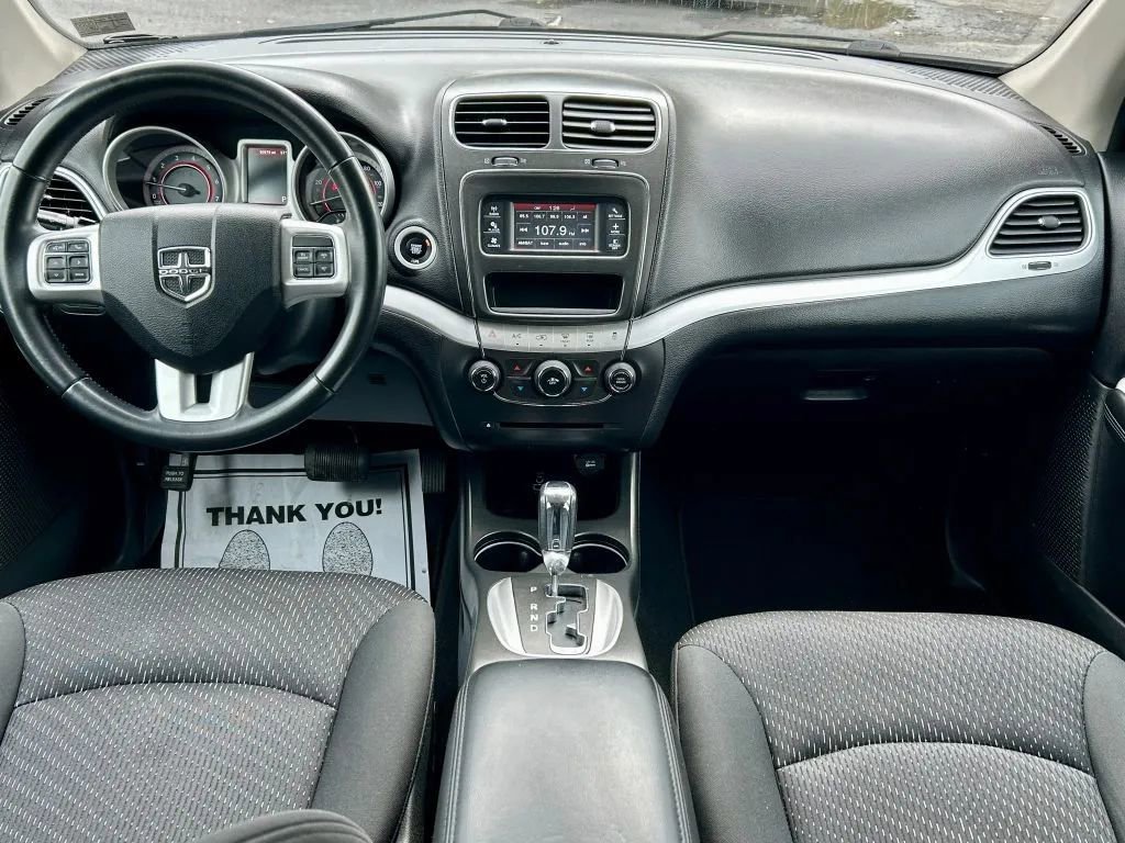 Used 2018 Dodge Journey SXT w/ Premium Group image 20