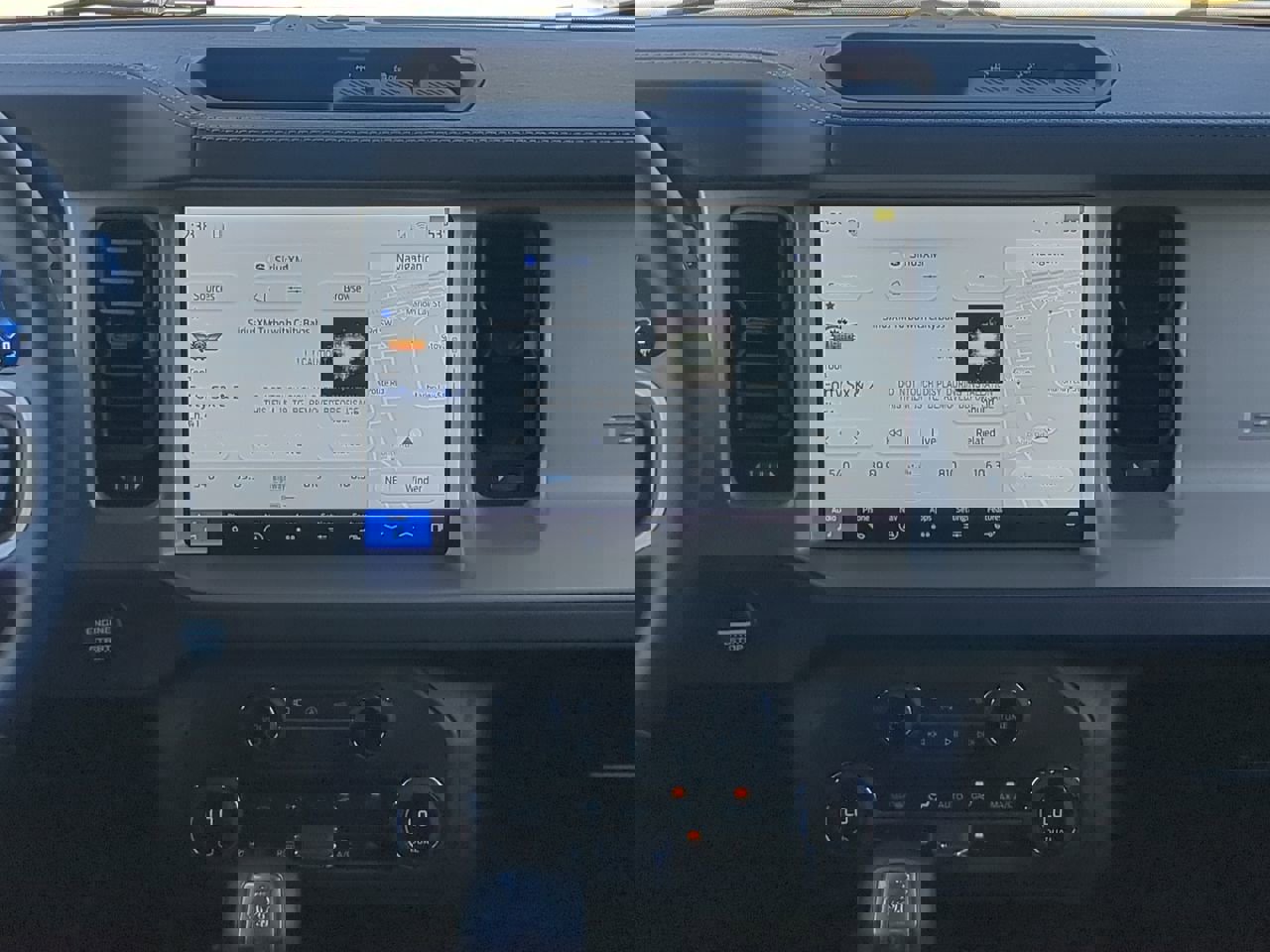 New 2026 Ford Bronco Outer Banks image 16