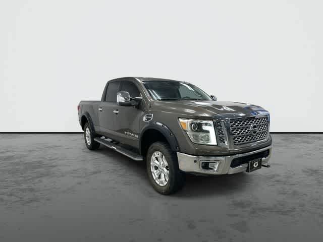 Used 2016 Nissan Titan SL AWD/4WD image 6