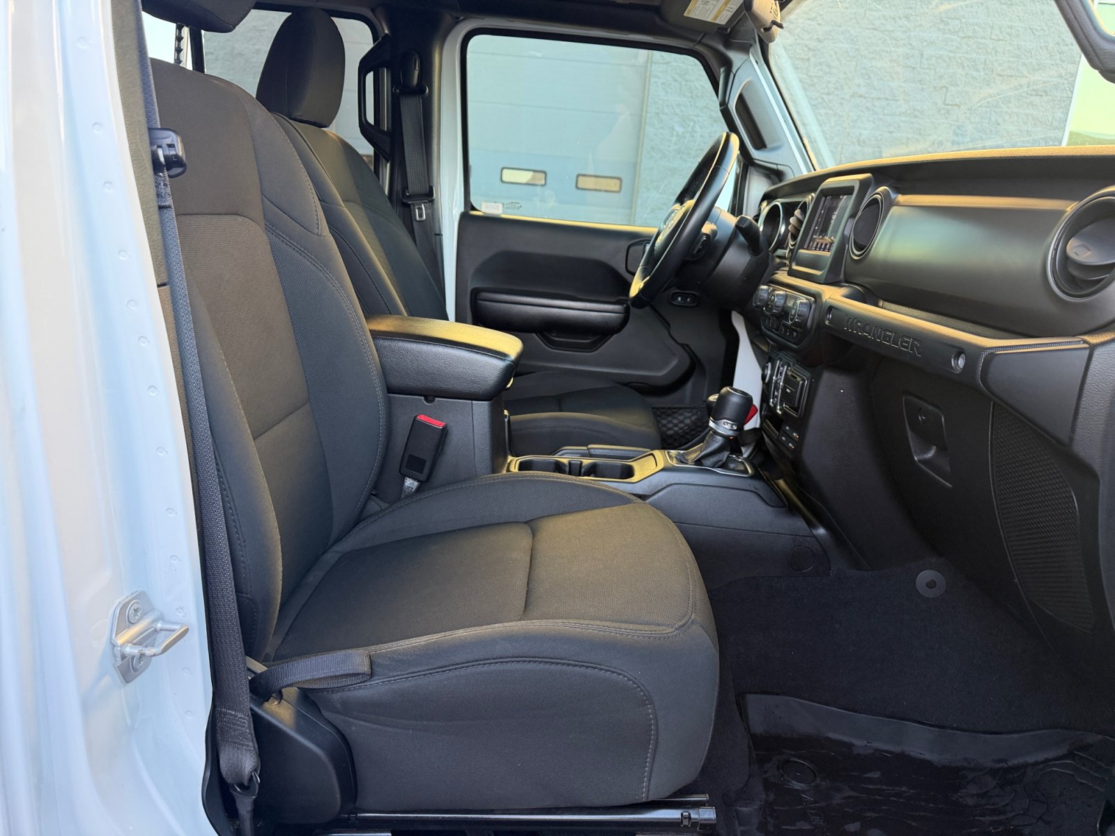 Used 2021 Jeep Wrangler Unlimited Sport AWD/4WD image 31