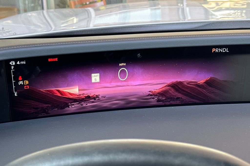 Used 2024 Lincoln Nautilus Reserve w/ Equipment Group 202A image 25