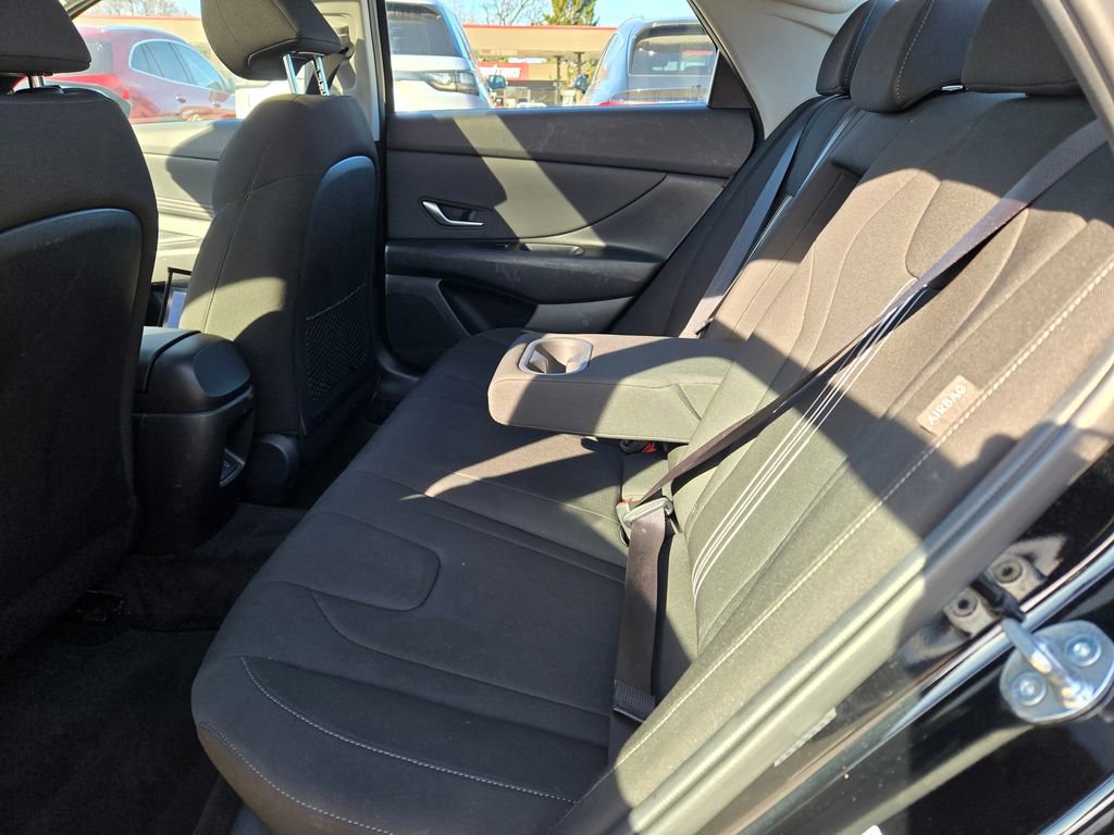 Certified 2024 Hyundai Elantra SEL w/ Convenience Package FWD image 24