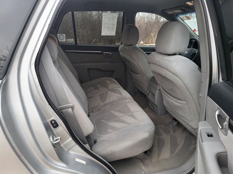 Used 2008 Hyundai Santa Fe SE FWD image 14