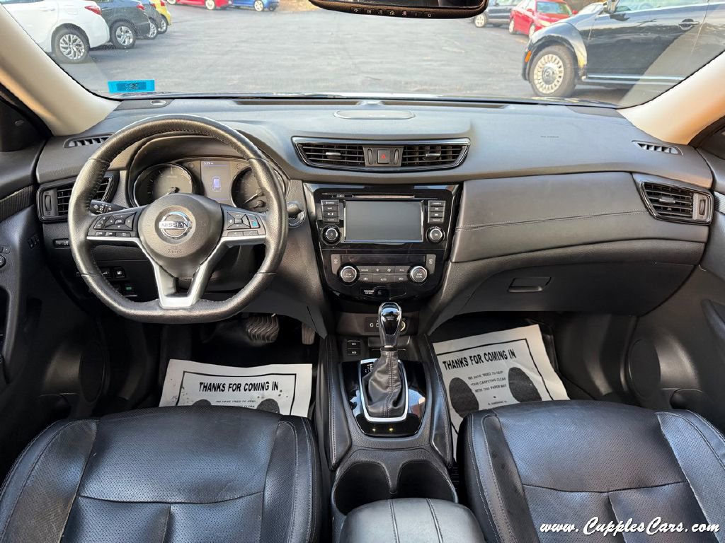 Used 2019 Nissan Rogue SL w/ Premium Package image 18