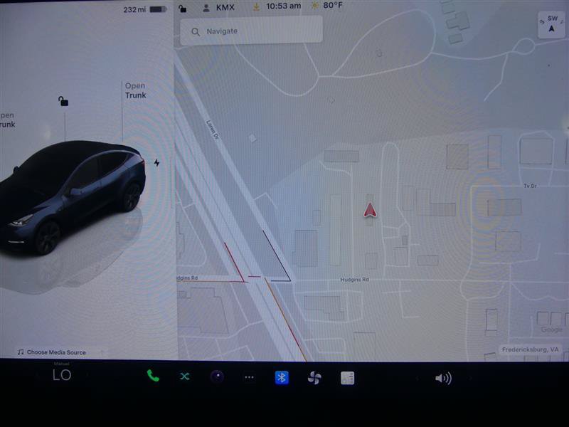 Used 2024 Tesla Model Y Long Range RWD image 10