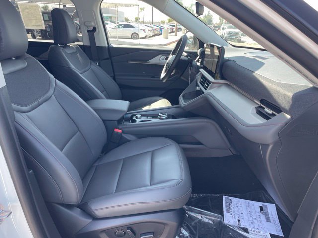 New 2026 Ford Explorer Active w/ Active Comfort Package RWD image 27