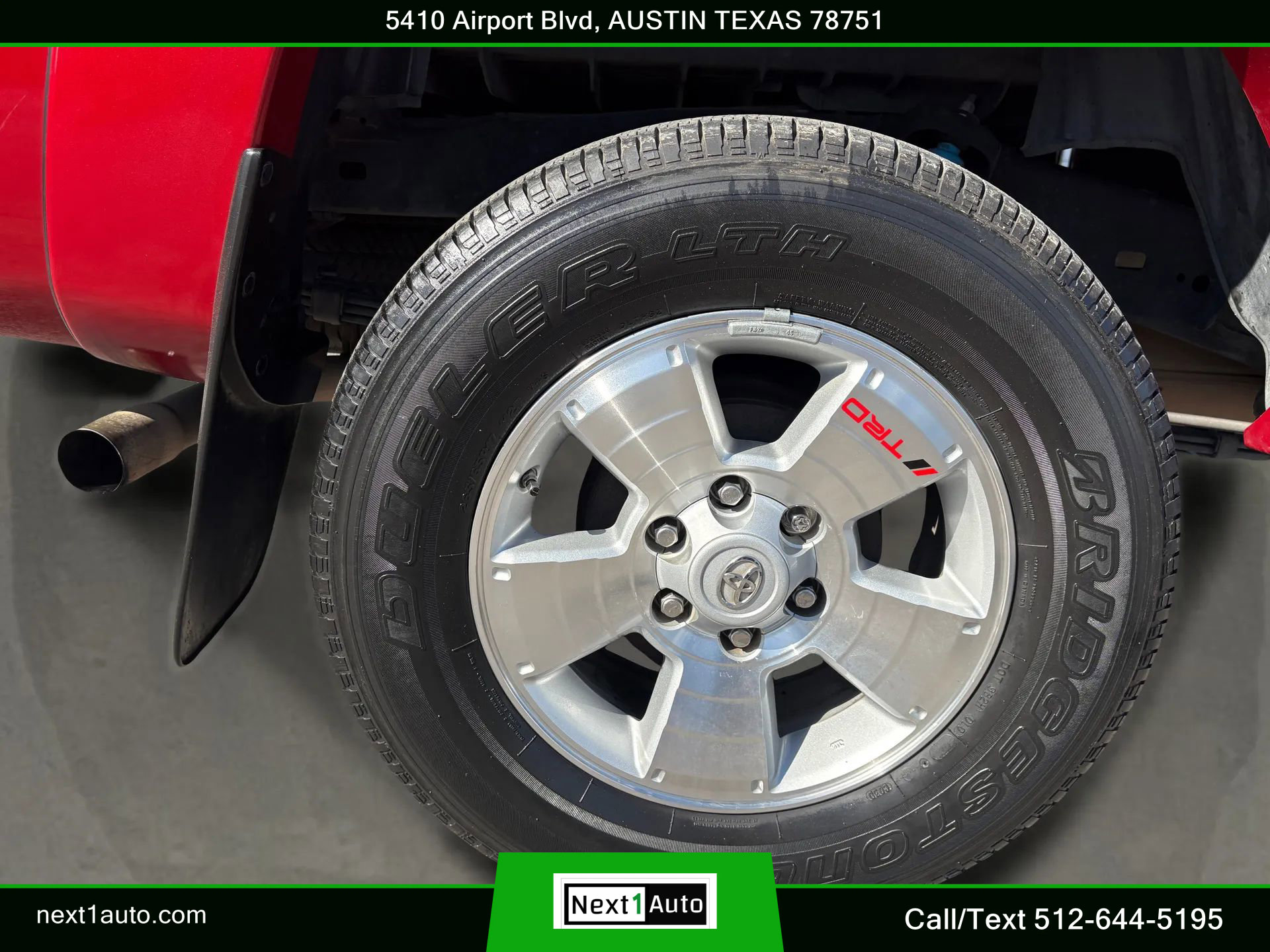 Used 2014 Toyota Tacoma PreRunner w/ TRD Sport Package image 38