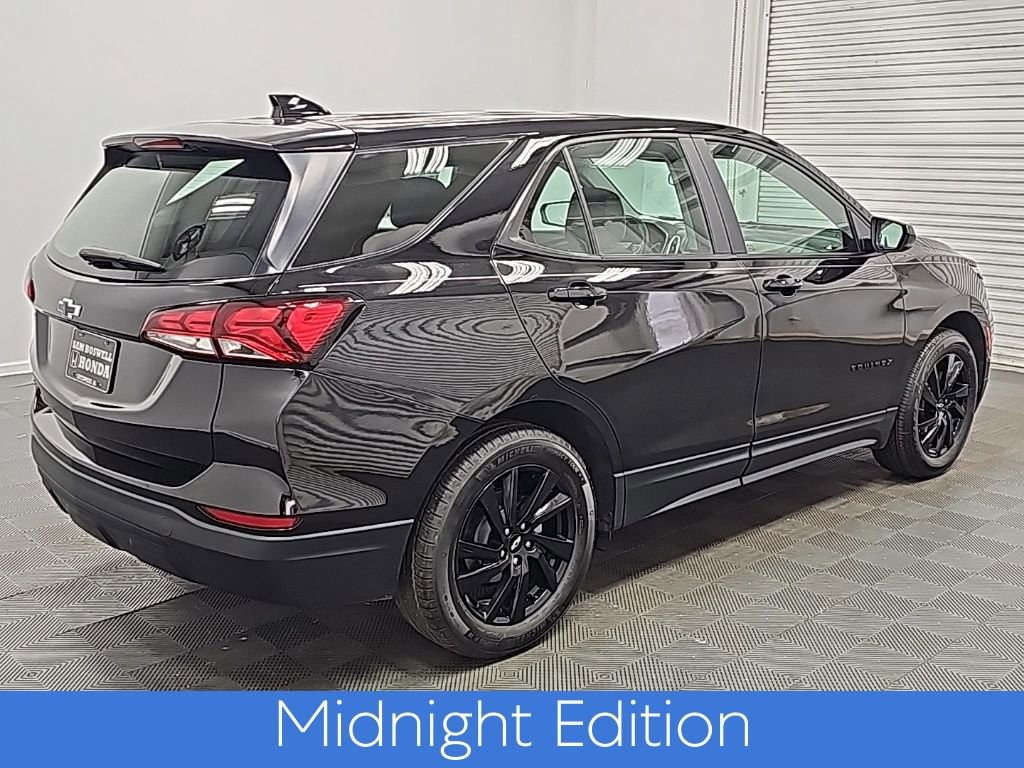 Used 2023 Chevrolet Equinox LS w/ Midnight Edition image 9