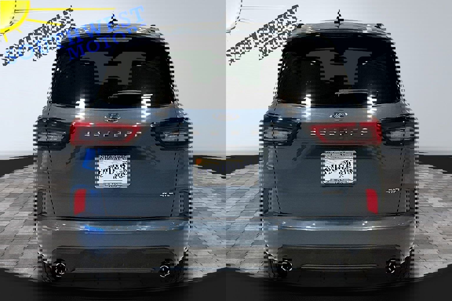 Used 2023 Ford Escape ST-Line image 5