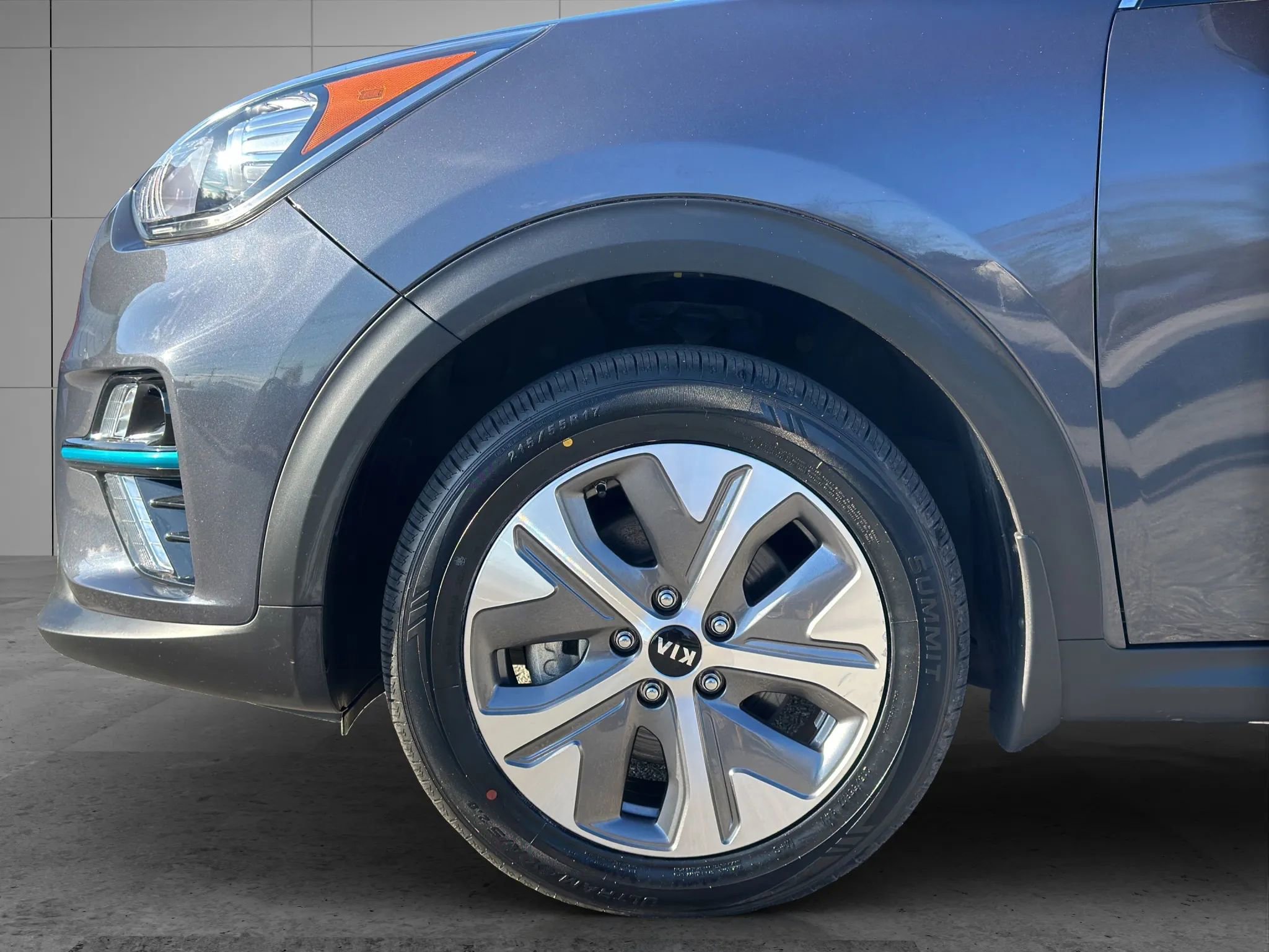 Used 2019 Kia Niro EX w/ Cold Weather Package 2.0 FWD image 21