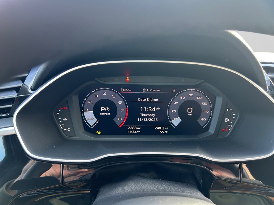 Certified 2025 Audi Q3 2.0T Premium w/ Convenience Package image 11